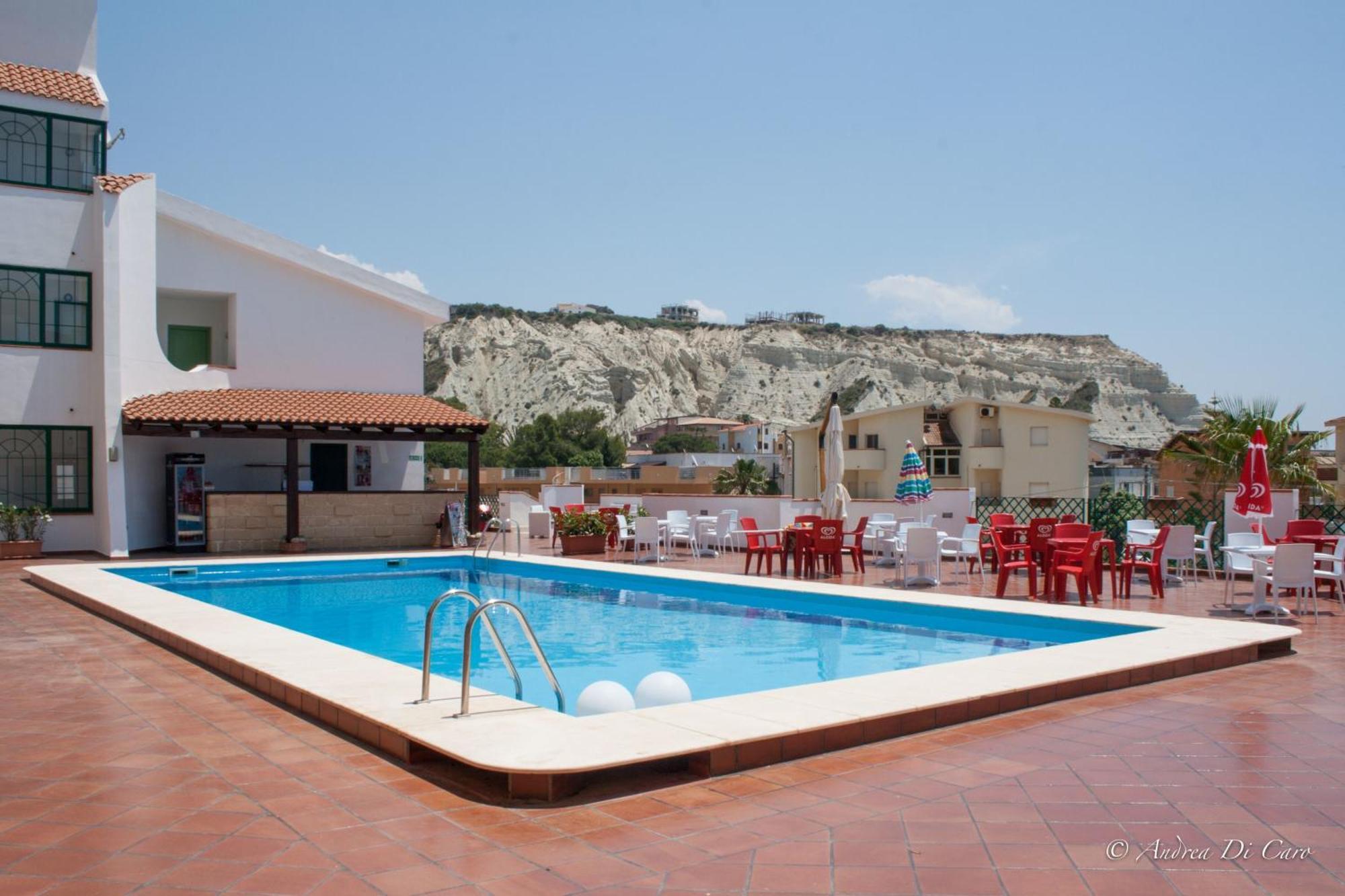 Hotel Puntamajata Реалмонте Екстериор снимка
