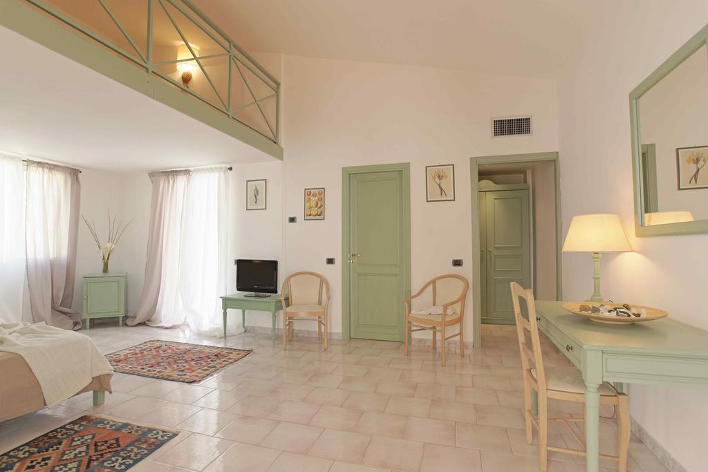 Hotel Puntamajata Реалмонте Стая снимка